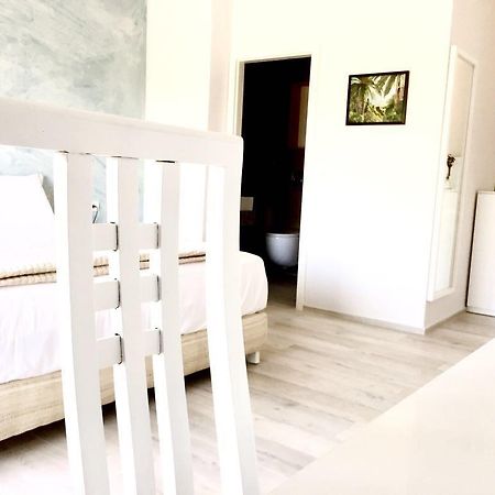 Amberyellowbnb Shkodër Exteriör bild