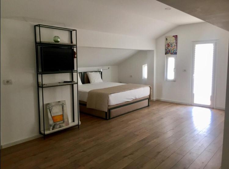 Amberyellowbnb Shkodër Exteriör bild
