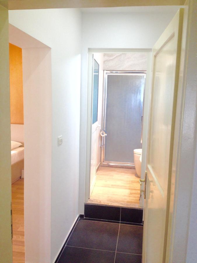 Amberyellowbnb Shkodër Exteriör bild