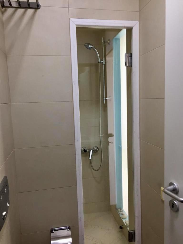 Amberyellowbnb Shkodër Exteriör bild